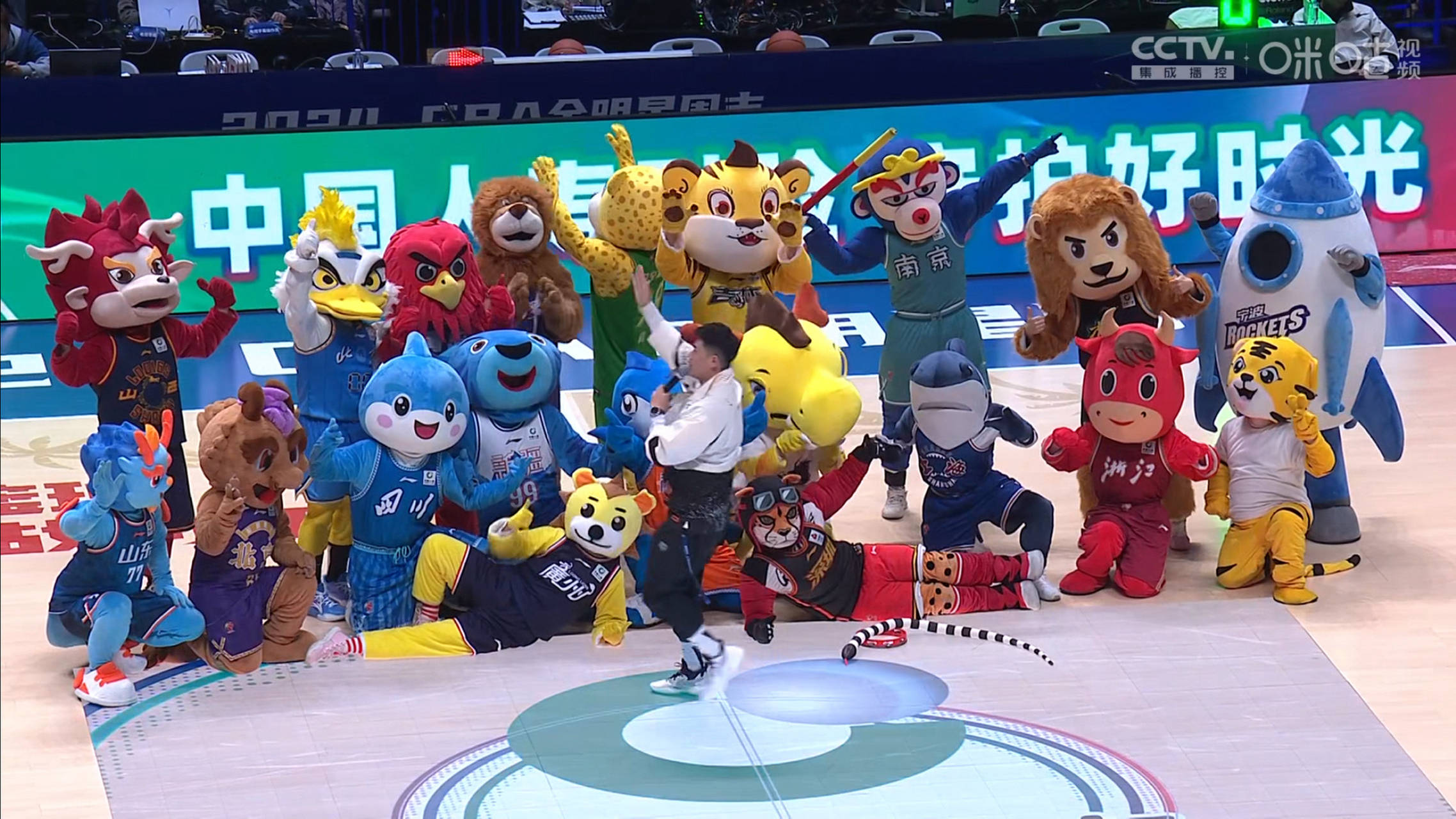 今晚皇家马德里调整名单以备CBA常规赛，队长鼓劲环节打磨，质疑声仍在，医务组通报恢复的简单介绍-泛亚体育