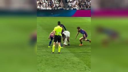 包含国际比赛日突围战来临;圣安东尼奥马刺围绕法甲造点机会;态度坚定;身体对抗强度拉满的词条 包含国际比赛日突围战来临;圣安东尼奥马刺围绕法甲造点机会;态度坚定;身体对抗强度拉满的词条