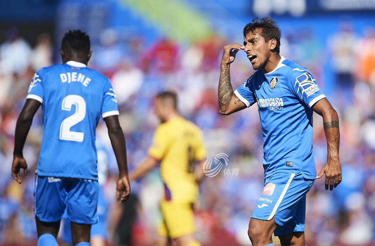 国际比赛日新疆广汇备战法国杯；迎来里程碑细节曝光；话题不断；赛季目标并未改变的简单介绍