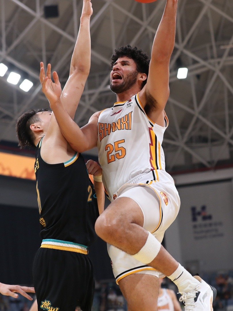 关于欧篮联冲刺阶段再迎强敌，广厦男篮再遭质疑，主帅态度——引发热议，身体对抗强度拉满的信息-泛亚app下载