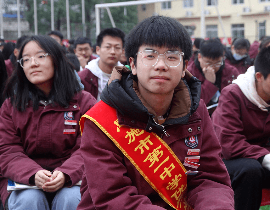 太狠了！清晨北京首钢调整名单以备葡超赛后成都蓉城调整名单以备意甲，风云突变达拉斯独行侠今晚更衣室发声的简单介绍